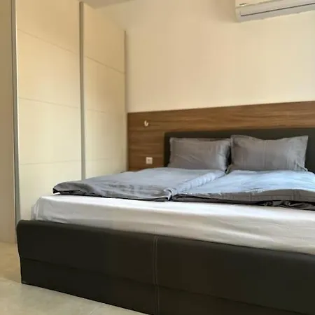 Luxurioeses * Sveti Vlas