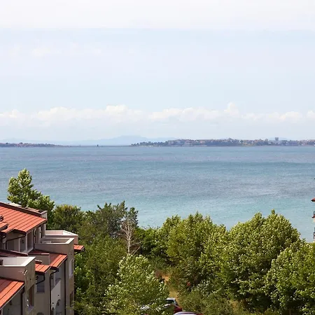 Apartment Luxurioeses Sveti Vlas
